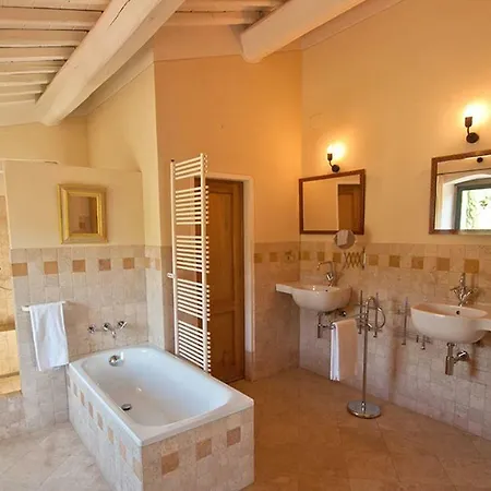 Holiday home Caccianello